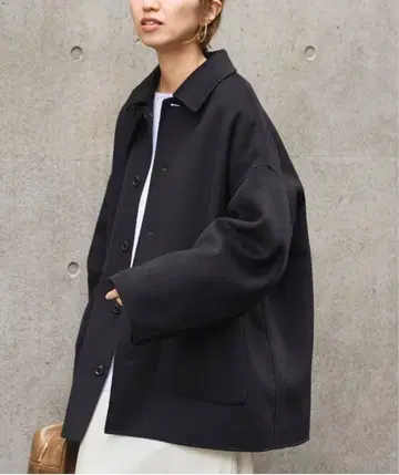 [ 미사용 ] FRAMeWORK 해밀턴 파르카라 미들 코트 블랙 38