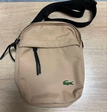Lacoste 베이지 숄더백