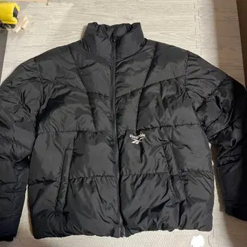Reebok 블랙 다운 자켓 L