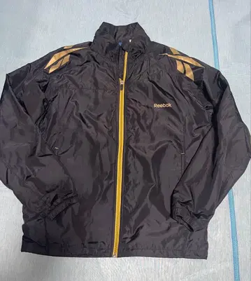 리복 나일론 자켓 블랙/골드 M 사이즈