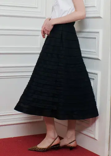 [ Loulou Willoughby ] 더블 러셀 스티치 스커트