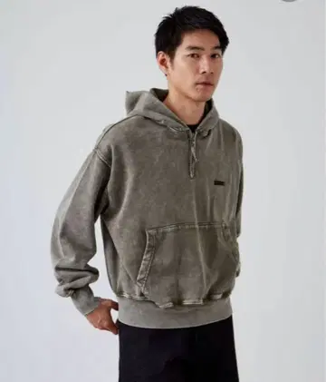 카키 후드티 L 사이즈 프론트 포켓 부착 하프 지퍼