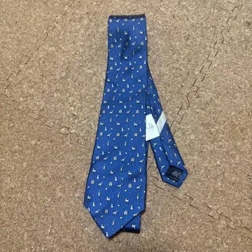 페라가모 넥타이 Salvatore Ferragamo