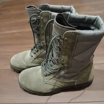 AVIREX 올리브 그린 컴뱃 부츠