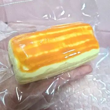 주물주물 얼음 버터 M 사이즈 천천히 돌아오는 치즈빵 타바스코 스퀴즈