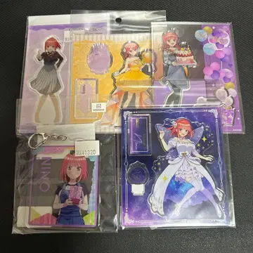 5등분의 신부 나카노 니노 미개봉 아크릴 스탠드 모음