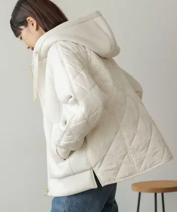 새상품 하자품 부즈루드 도킹 후디 블루종 정가 15840 아이보리