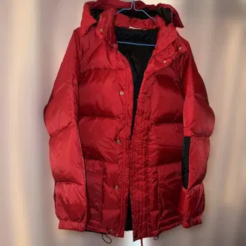 R eeb o k 다운 점퍼 ( M 사이즈 )