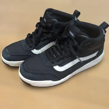 VANS 블랙 하이컷 스니커즈 타이슨 하이