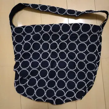 미나 페르호넨 탬버린 숄더백