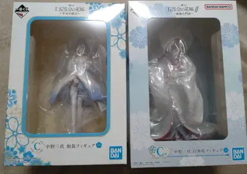 제일복권 5등분의 신부 나카노 미쿠 피규어 2종 세트