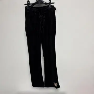 TWeety 블랙 릴랙스 핏 팬츠