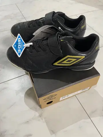 Umbro ACR 씨티 SB JR WIDE HM 22.0