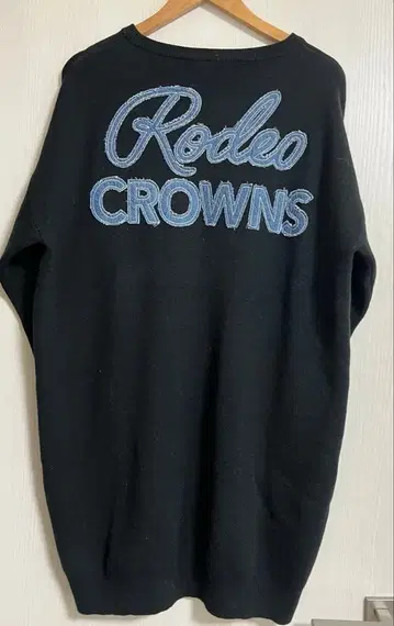 로데오 크라운즈 니트 원피스 블랙 x 데님 로고