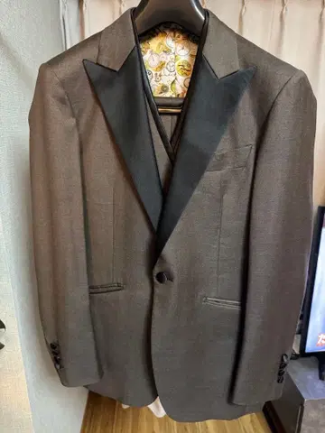 브라운 턱시도 세트 베스트 포함 쓰리피스