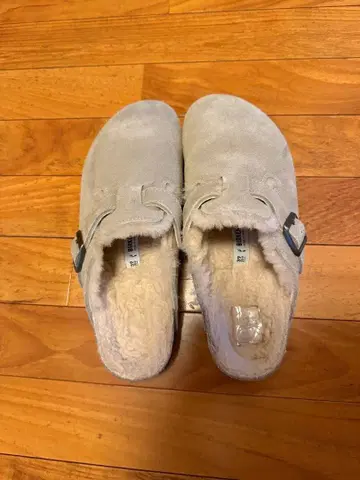 버켄스탁 보스턴 셰어링 스웨이드 토프