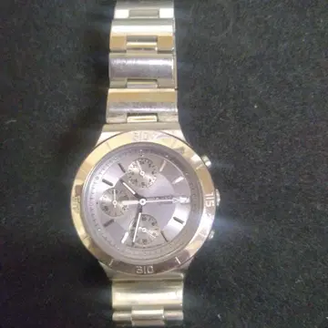 시티즌 실버 스테인리스 스틸 크로노그래프 손목시계