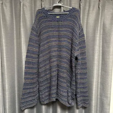 BATONER 네이비 베이지 스트라이프 니트