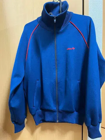 아디다스 네이비 하이넥 저지 빨간색 라인