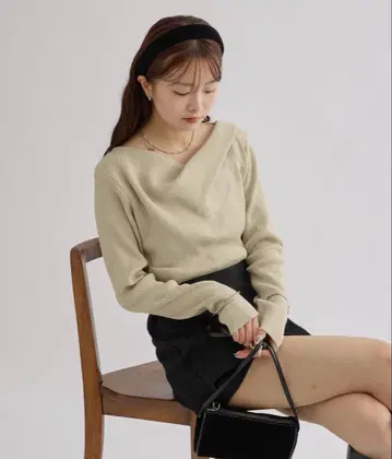 mystic 오프숄더 립 니트