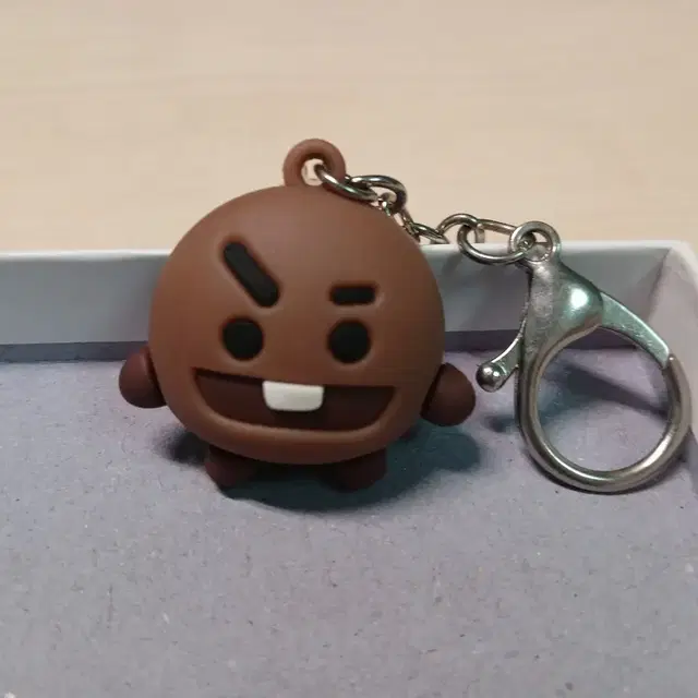 BTS 슈가 BT21 슈키 키링