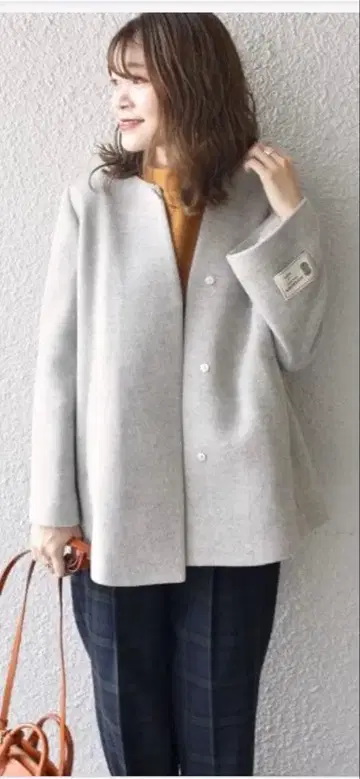 SHIPS 키 넥 숏코트 새상품급! 36