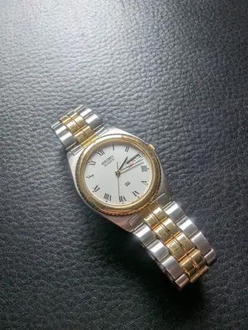 세이코 쿼츠 손목시계