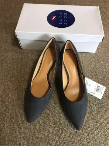 PLST 플라스테 하타라쿠 펌프스 24.5