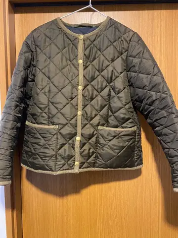 트래디셔널 웨더웨어 퀼팅 코트