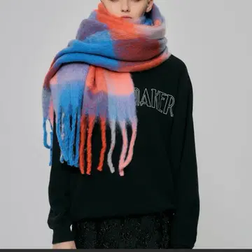 [ 미사용 새상품 택 포함 ] NOISE MAKER 볼륨 프린지 머플러