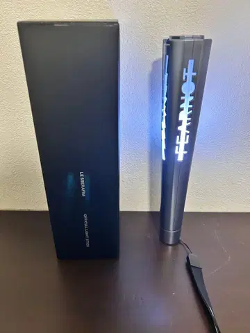 [공식] Le Sserafim 응원봉 덤 포함