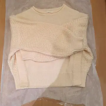 니트 스웨터 크루넥 긴팔