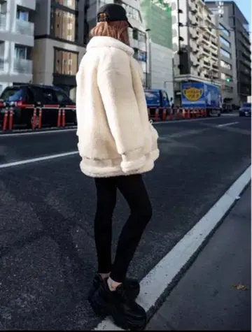 본딩 보아 코트