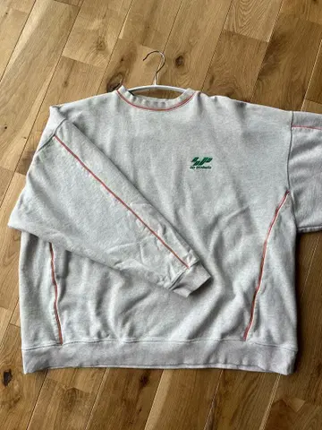 SIY 그레이 맨투맨 FREE