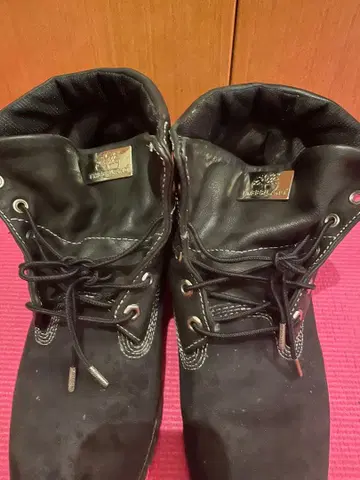 블랙 스웨이드 워크 부츠 하이컷