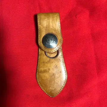 가죽 키링 엠블럼 포함