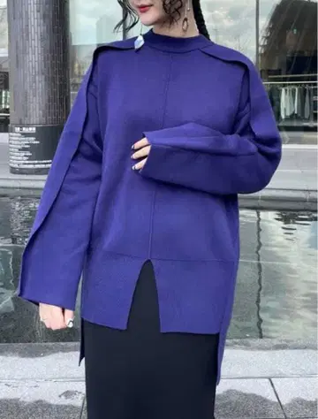 UN3D. 턱 슬리브 니트 퍼플