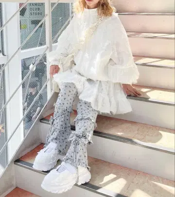 시착만 한 merry jenny flower frill lace 블루종