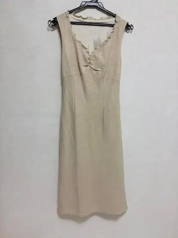 KLEIND'OEIL 베이지 슬리브리스 울 원피스