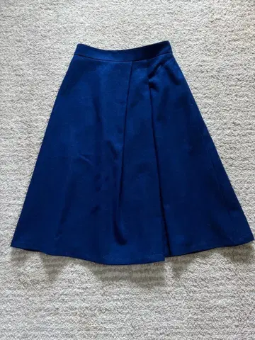 23구 울 플레어 스커트 38 사이즈 온워드