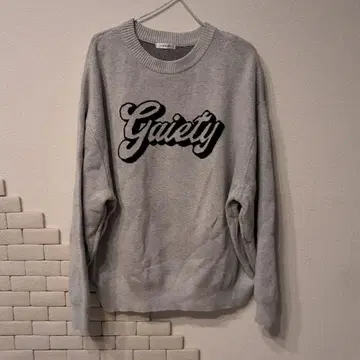 INGNI Gaiety 로고 그레이 니트 스웨터