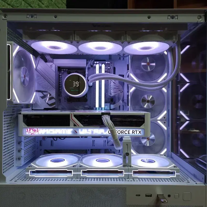 9800X3D & RTX5080 게이밍 컴퓨터