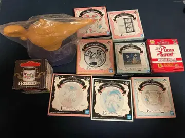 알라딘 마법의 램프 피규어와 디즈니 1번 복권 세트