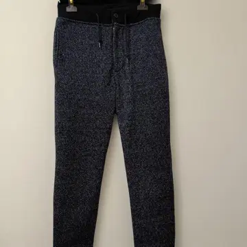 BEAMS HEART 다크 블루 헤링본 조거 팬츠