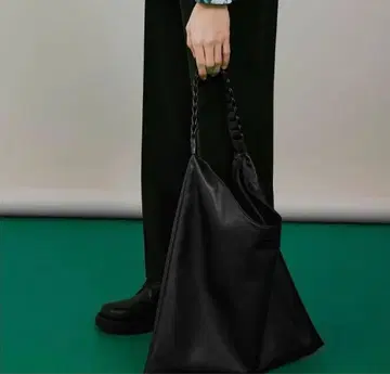 [다케오 키쿠치] 블랙 뜨개질 핸들 토트백