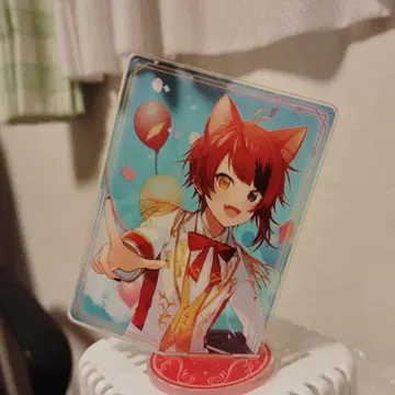 아크릴 스탠드 스트프리 리이누