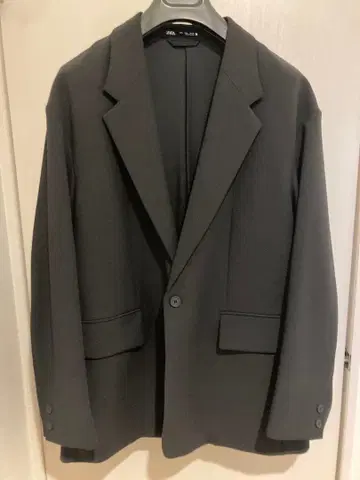 ZARA 릴랙스핏 수트 블레이저