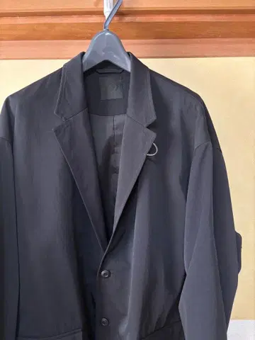 TECH LOOSE 2B JACKET TWILL BLACK