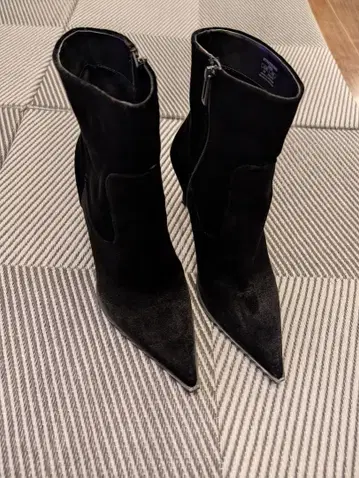 ZARA 숏부츠 벨로아 25~25.5 새상품급