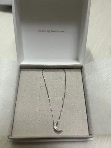 ete [레이어] 크레센트 문 목걸이 플래티넘